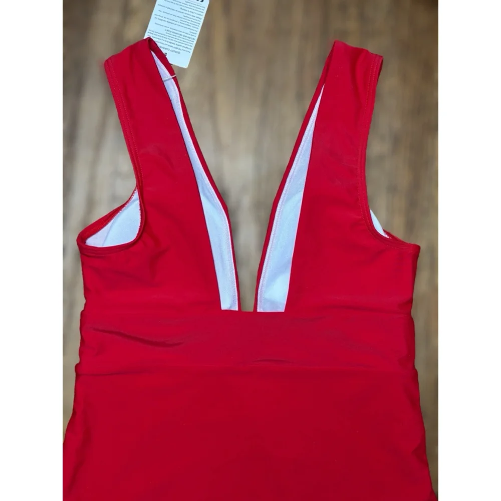 Cocoship Women's Size 6 Solid Red Plunging Neckline High Leg One Piece Swimsuit - Picture 5 of 16